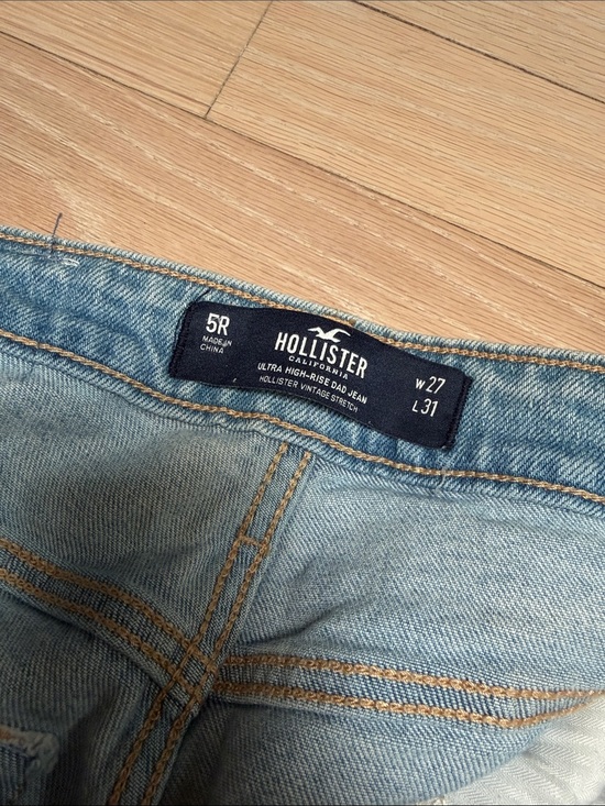 Hollister Denim - Hollister Womens Light Wash ultra high rise Dad Jeans size 5 R